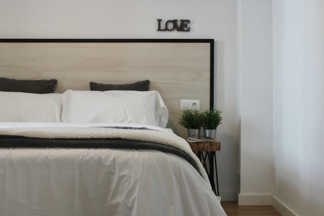 Gatu Premium Villa Aramburu, " Preferente Mayores De 25 Anos Y Familias " 엘푸에르토데산타마리아 외부 사진