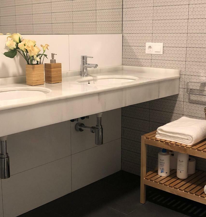 Gatu Premium Villa Aramburu, " Preferente Mayores De 25 Anos Y Familias " 엘푸에르토데산타마리아 외부 사진